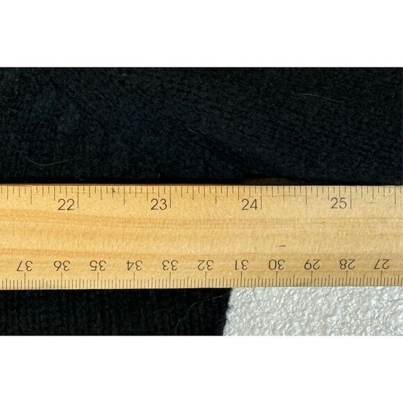 Vintage Orvis Women's 100% Wool Knitted Floral Embroidered Cardigan XL - Picture 7 of 9